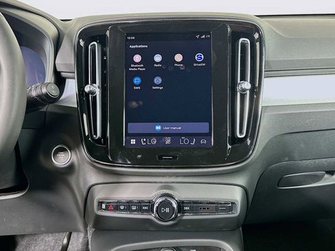 New 2026 Volvo XC40 B5 Ultra w/ Protection Package Premier AWD/4WD image 13