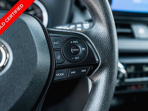 Certified 2025 Toyota RAV4 XLE AWD/4WD image 17