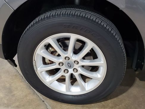Used 2010 Ford Edge SEL FWD image 26