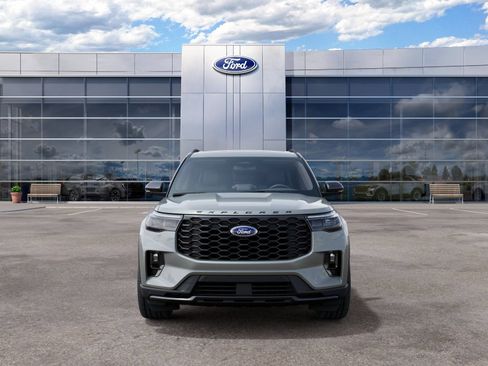 New 2027 Ford Explorer ST-Line w/ Premium Package AWD/4WD image 3