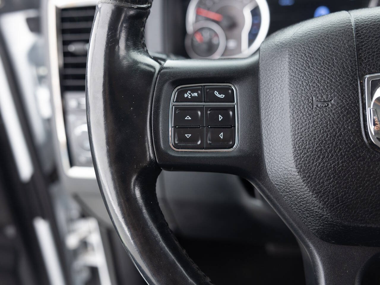 Used 2015 RAM 1500 Sport AWD/4WD image 40