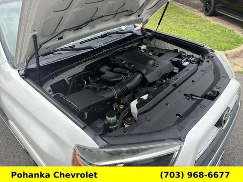 Used 2014 Toyota 4Runner Limited AWD/4WD image 33