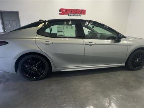 Used 2023 Toyota Camry XSE w/ Navigation Package image 10