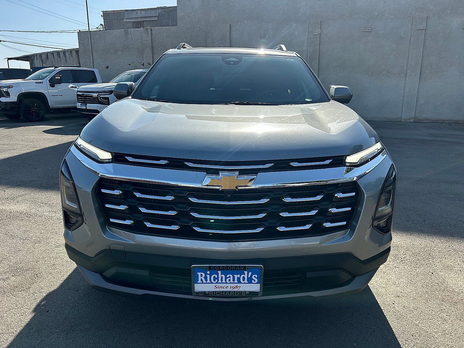 Used 2025 Chevrolet Equinox LT w/ Convenience Package II FWD image 8
