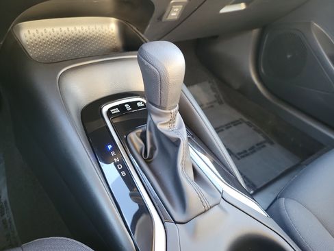 Used 2025 Toyota Corolla LE image 21