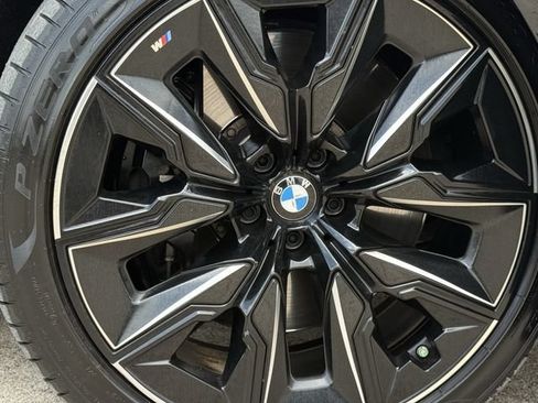 Used 2023 BMW 760i xDrive AWD/4WD image 11