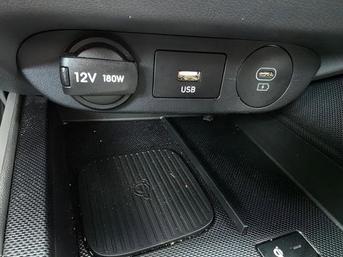 Used 2024 Hyundai Elantra SEL w/ Convenience Package image 33