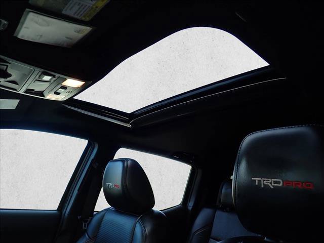 Certified 2020 Toyota Tacoma TRD Pro AWD/4WD image 11