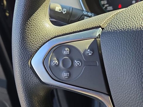 Certified 2023 Chevrolet Traverse LS image 17