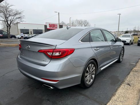 Used 2017 Hyundai Sonata Sport w/ Value Edition Package 02 image 7