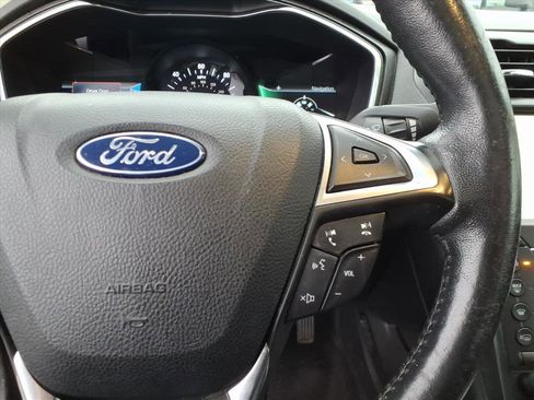 Used 2020 Ford Fusion Energi Titanium image 28