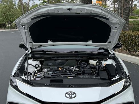 Used 2025 Toyota Camry XSE image 24