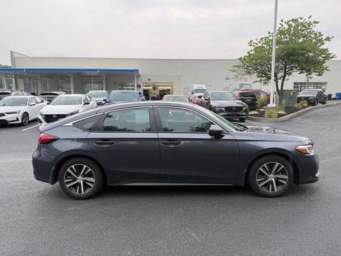 Used 2024 Honda Civic LX image 3
