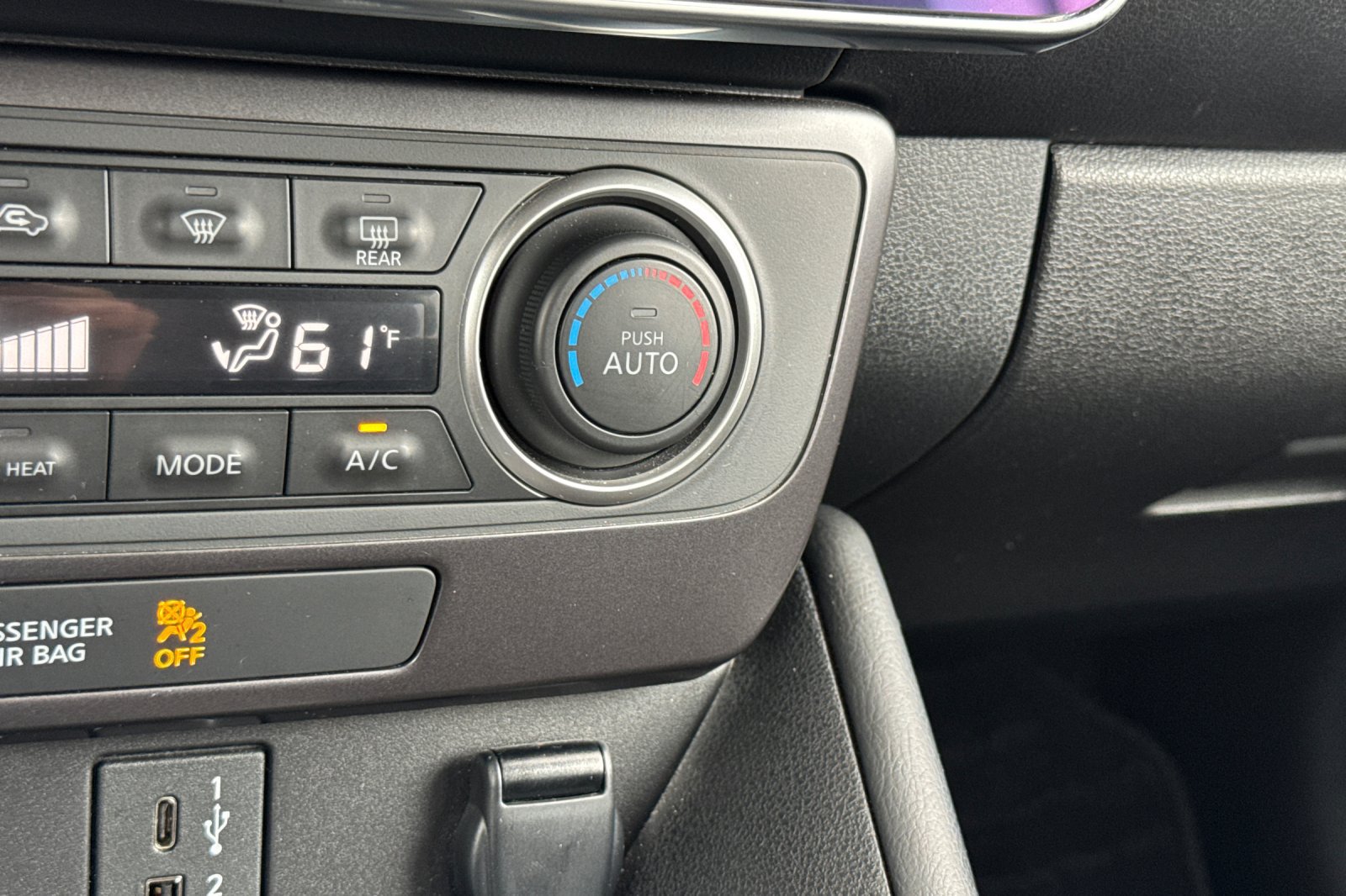 Used 2025 Nissan Leaf S FWD image 31