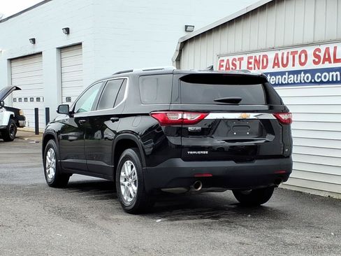 Used 2018 Chevrolet Traverse LT FWD image 3
