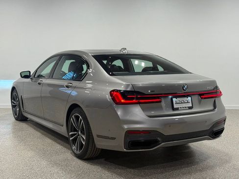 Used 2022 BMW 750i xDrive w/ Executive Package image 36