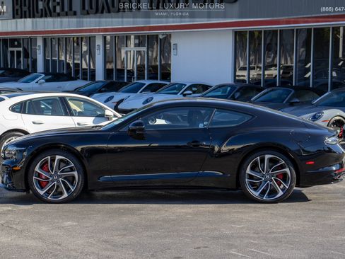 Used 2025 Bentley Continental GT Speed image 11