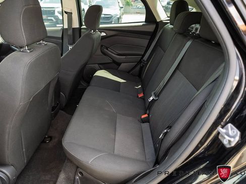 Used 2018 Ford Focus SEL w/ Cold Weather Package FWD image 33