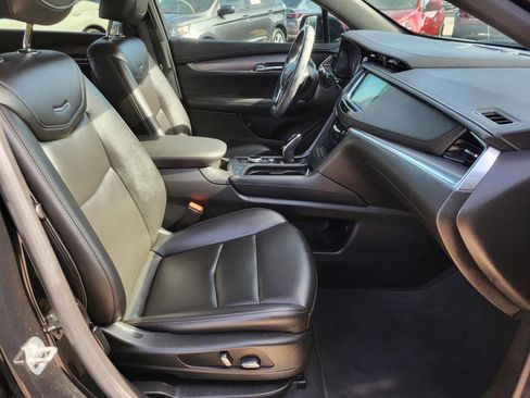 Used 2021 Cadillac XT5 Luxury image 16