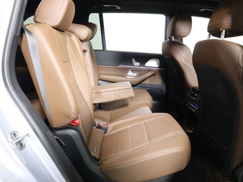 Used 2025 Mercedes-Benz GLS 450 4MATIC image 61