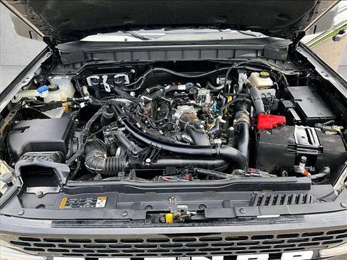 Used 2022 Ford Bronco Wildtrak AWD/4WD image 11
