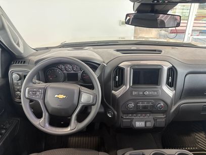 New 2026 Chevrolet Silverado 1500 Custom w/ Turbomax Blackout Package