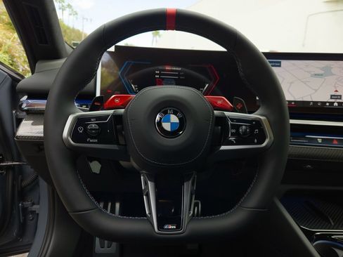 New 2026 BMW M5 w/ Executive Package image 11