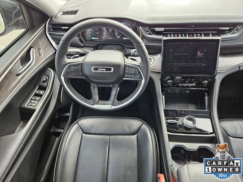 Used 2024 Jeep Grand Cherokee L Limited w/ Luxury Tech Group II image 34