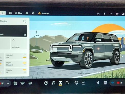 Used 2025 Rivian R1S Adventure image 52