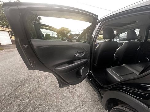 Used 2013 Subaru Outback 2.5i Premium w/ All-Weather Pkg AWD/4WD image 33