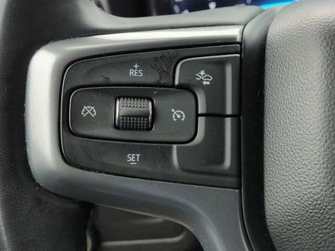 Used 2024 Chevrolet Suburban LT image 15