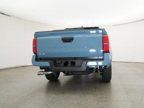 New 2026 Toyota Tacoma SR5 AWD/4WD image 33
