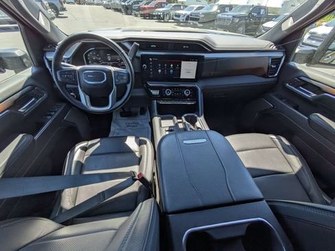 Used 2024 GMC Sierra 2500 Denali w/ Denali Reserve Package AWD/4WD image 32