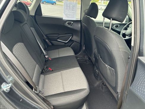 Used 2024 Kia Soul EX FWD image 12