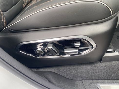 New 2025 Jeep Grand Cherokee L Summit image 28