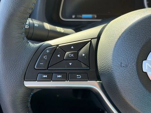 Certified 2025 Nissan Leaf SV Plus image 13