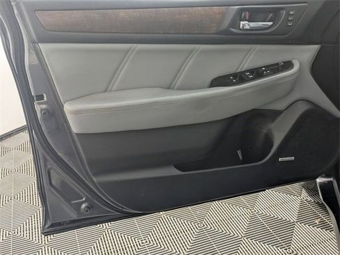 Used 2019 Subaru Outback 2.5i Limited image 12