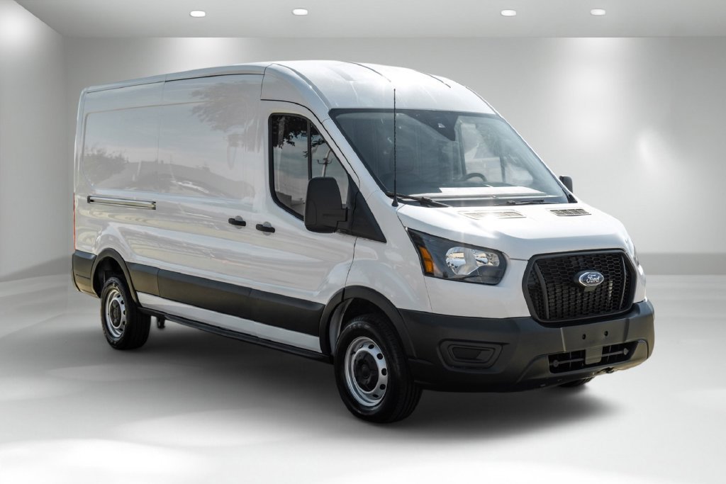 Used 2023 Ford Transit 250 Medium Roof RWD image 5