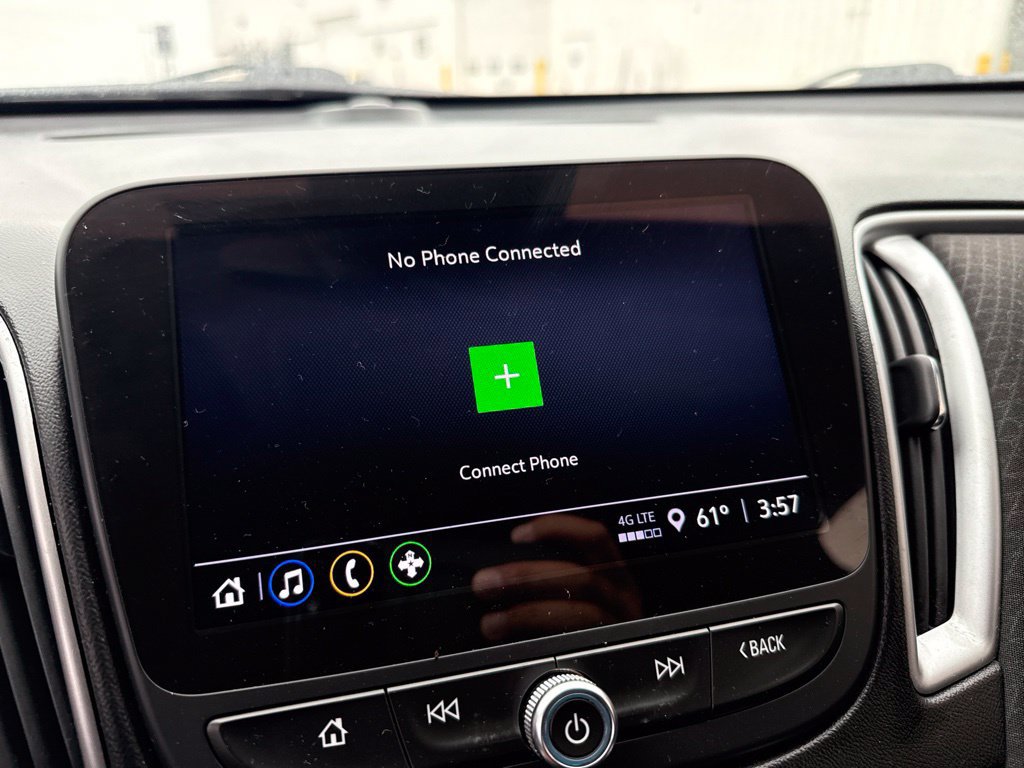 Used 2023 Chevrolet Malibu LS FWD image 18