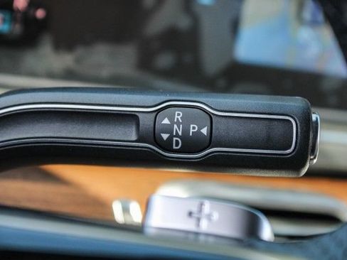 New 2025 Mercedes-Benz GLS 580 4MATIC image 27
