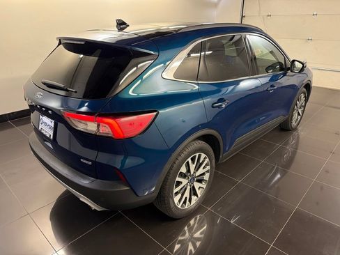 Certified 2020 Ford Escape Titanium AWD/4WD image 6