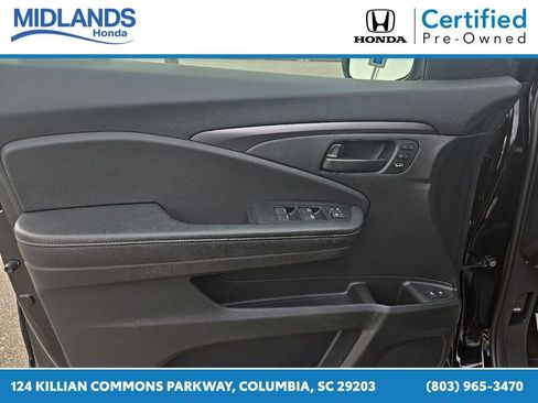 Certified 2024 Honda Passport EX-L image 11