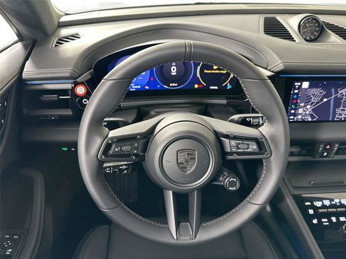 Certified 2025 Porsche Macan Turbo Electric AWD/4WD image 18