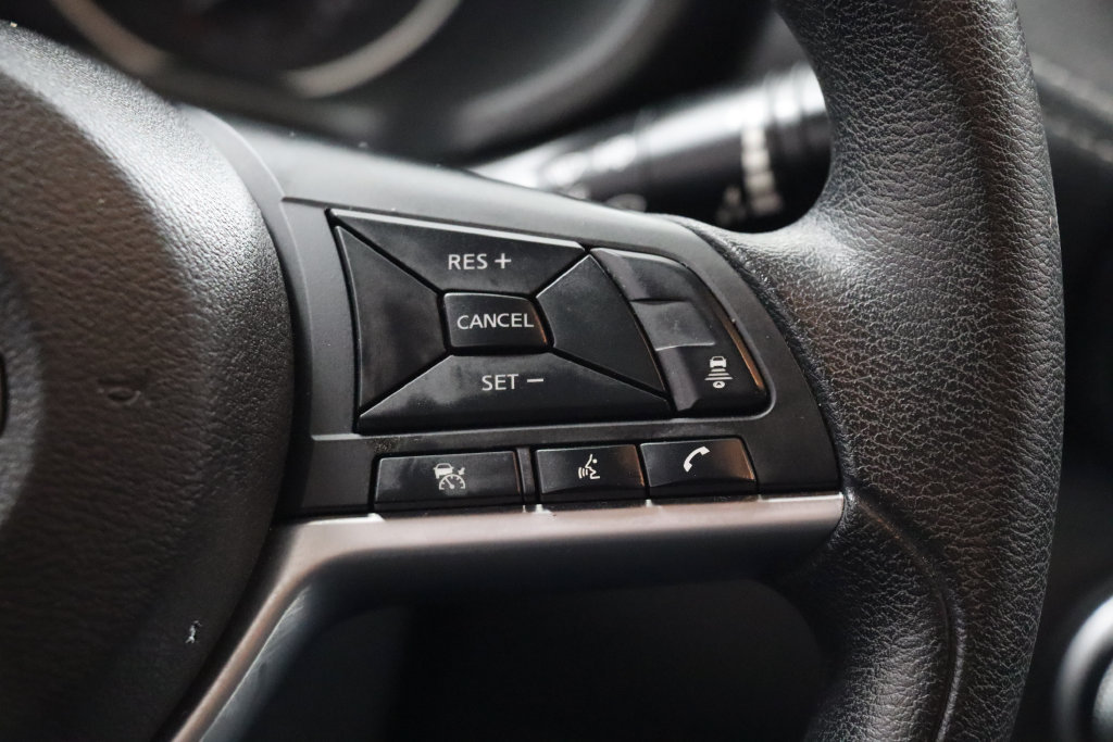 Used 2024 Nissan Sentra SV FWD image 14