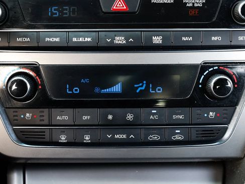 Used 2015 Hyundai Sonata Sport 2.0T w/ Option Group 07 FWD image 34