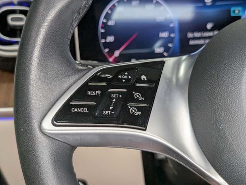 Certified 2023 Mercedes-Benz GLC 300 4MATIC image 33