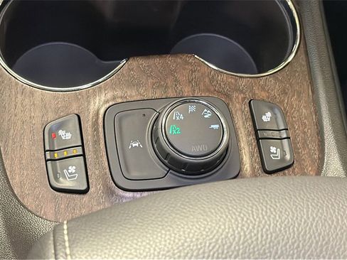 Used 2023 GMC Acadia Denali w/ Denali Ultimate Package image 26