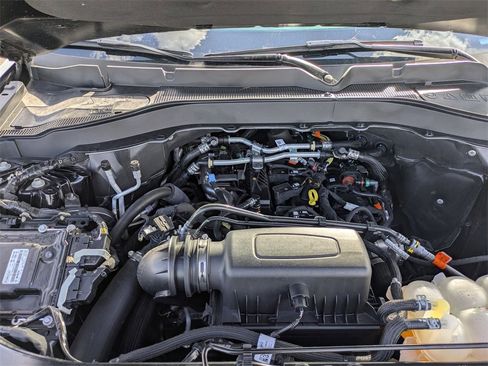 Used 2024 Ford Explorer XLT w/ Equipment Group 202A image 30