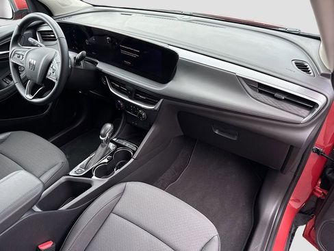 Used 2024 Buick Encore GX Preferred image 28