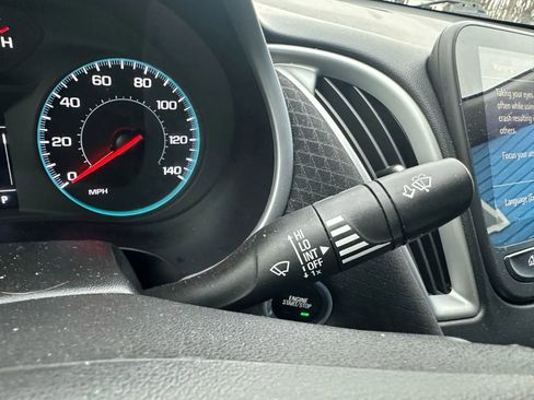 Used 2023 Chevrolet Malibu LT FWD image 28